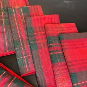 W-C Designs Tablecloth Set Home 60x98 Red Green Gold Plaid Metallic 1996 Vintage